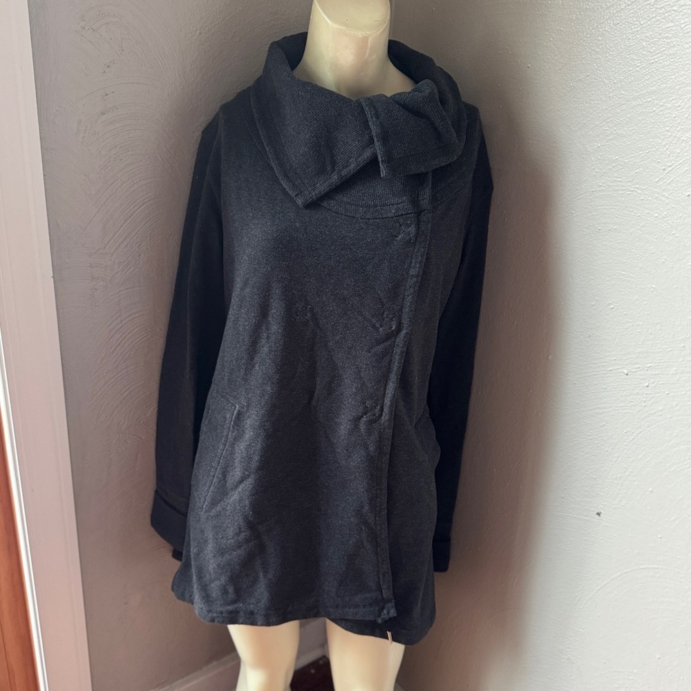 Lululemon dark gray long coat size 8